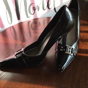Patent Leather Heels 👠 w/Silver Buckle!
